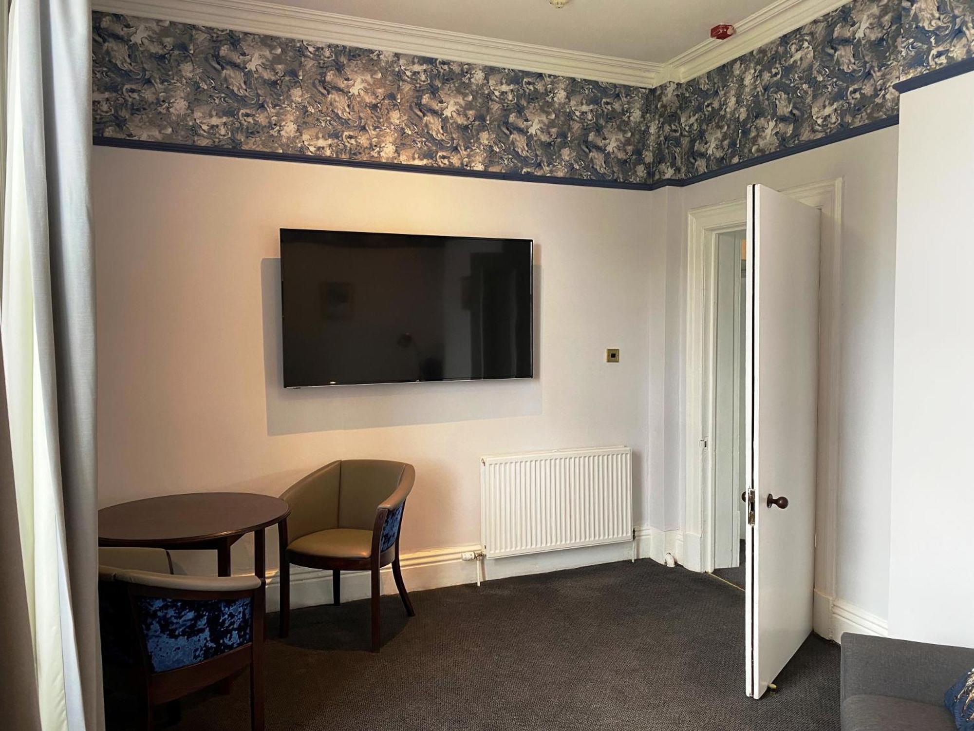 Cairn Hotel Harrogate Rum bild